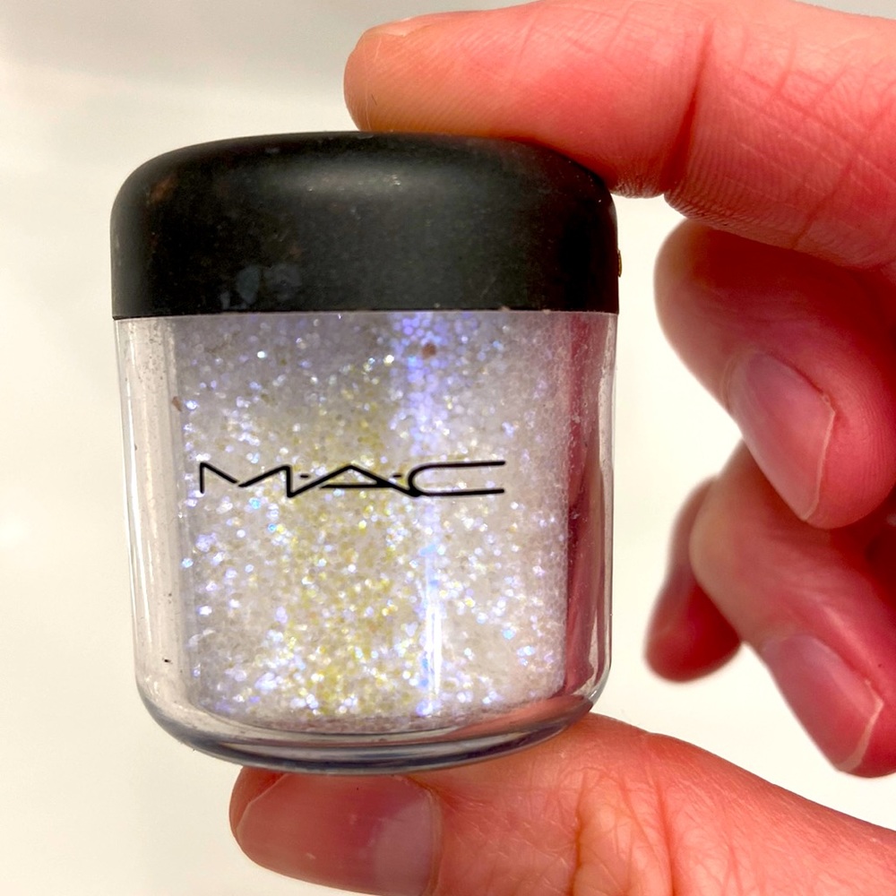 M.A.C Glitter Brillants; Color: White A79